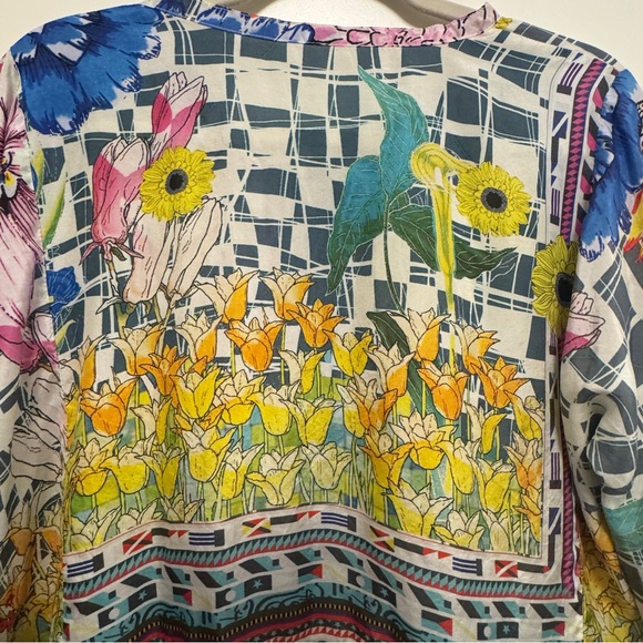 Johnny Was Theda Floral Tunic 100% silk Size Medium - Picture 8 of 10